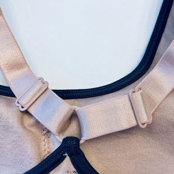 Fabletics Eliza Seamless Sports Bra Removable Padding Size XS - Picture 12 of 12